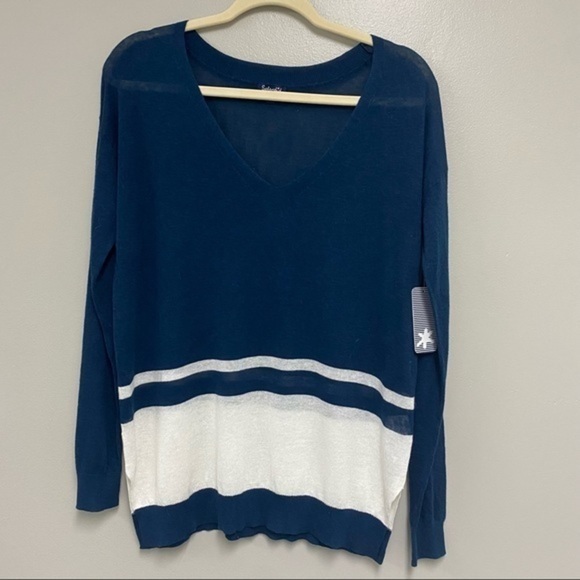 Splendid V-Neck Navy Stripe Sweater - Picture 1 of 8